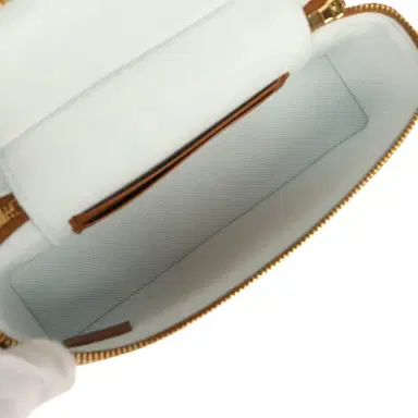 Chanel Chanel Coco Beach Top Handle Long Vanity Case with Chain Light Blue Denim and Brown Calfskin Gold Hardware | Thumbnail 8