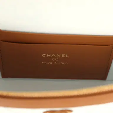 Chanel Chanel Coco Beach Top Handle Long Vanity Case with Chain Light Blue Denim and Brown Calfskin Gold Hardware | Thumbnail 9