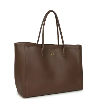 Chanel Chanel Large Cerf Shopping Bag Brown Calfskin Gold Hardware | Thumbnail 2 Chanel Chanel Large Cerf Shopping Bag Brown Calfskin Gold Hardware | Thumbnail 2