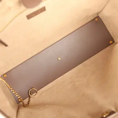 Chanel Chanel Large Cerf Shopping Bag Brown Calfskin Gold Hardware | Thumbnail 7 Chanel Chanel Large Cerf Shopping Bag Brown Calfskin Gold Hardware | Thumbnail 7