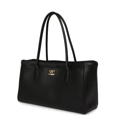 Chanel Chanel Small Cerf Shopping Bag Black Calfskin Gold Hardware | Thumbnail 3 Chanel Chanel Small Cerf Shopping Bag Black Calfskin Gold Hardware | Thumbnail 3