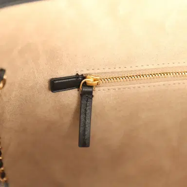 Chanel Chanel Small Cerf Shopping Bag Black Calfskin Gold Hardware | Thumbnail 9 Chanel Chanel Small Cerf Shopping Bag Black Calfskin Gold Hardware | Thumbnail 9