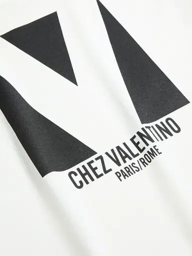Valentino Garavani Women's Jersey Cotton T-Shirt with Chez Valentino Print | Thumbnail 7 Valentino Garavani Women's Jersey Cotton T-Shirt with Chez Valentino Print | Thumbnail 7