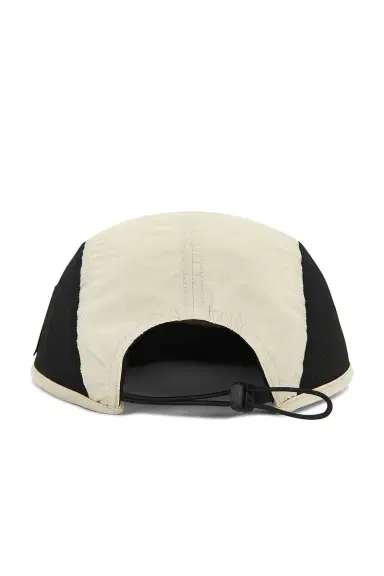 District Vision Performance Panelled Mesh Hat | Thumbnail 2