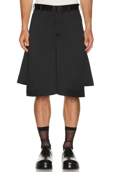 COMME des GARCONS BLACK Heavy Satin Tailored Shorts | Thumbnail 1