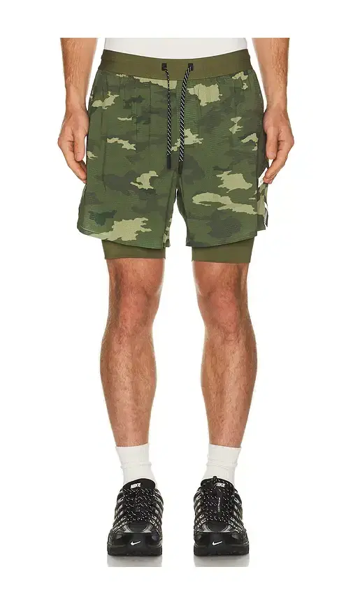 Forum Lite Short