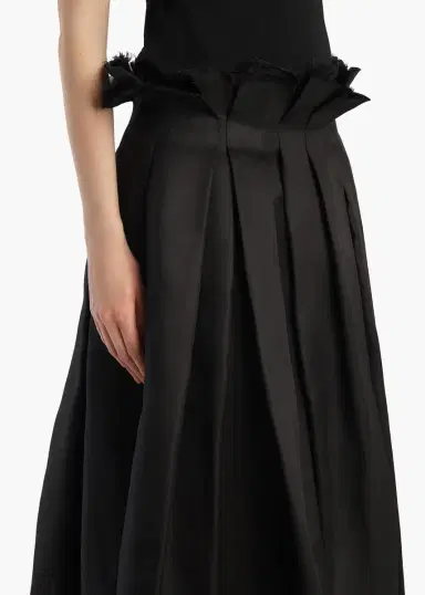 Khaite Astrid Skirt In Black | Thumbnail 4