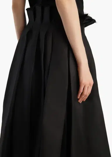 Khaite Astrid Skirt In Black | Thumbnail 5