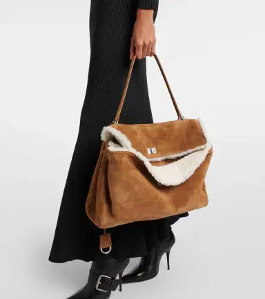 Balenciaga Rodeo Large shearling-lined suede shoulder bag | Thumbnail 4 Balenciaga Rodeo Large shearling-lined suede shoulder bag | Thumbnail 4