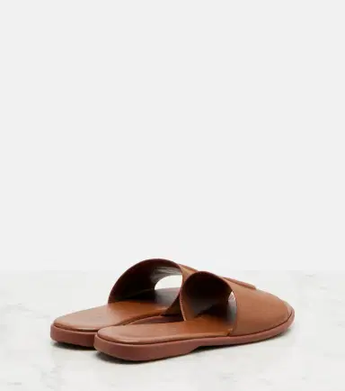 Gucci Double G leather slides | Thumbnail 3 Gucci Double G leather slides | Thumbnail 3