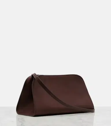 The Row Peggy Medium leather clutch | Thumbnail 3
