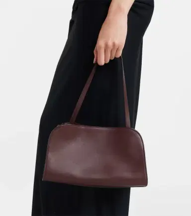 The Row Peggy Medium leather clutch | Thumbnail 7