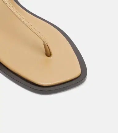 TOTEME Leather thong sandals | Thumbnail 3 TOTEME Leather thong sandals | Thumbnail 3
