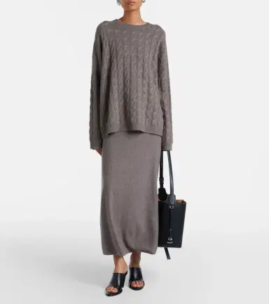 Lisa Yang Seymour cable-knit cashmere sweater | Thumbnail 5