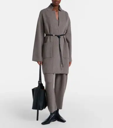 Lisa Yang Anni cashmere coat | Thumbnail 3