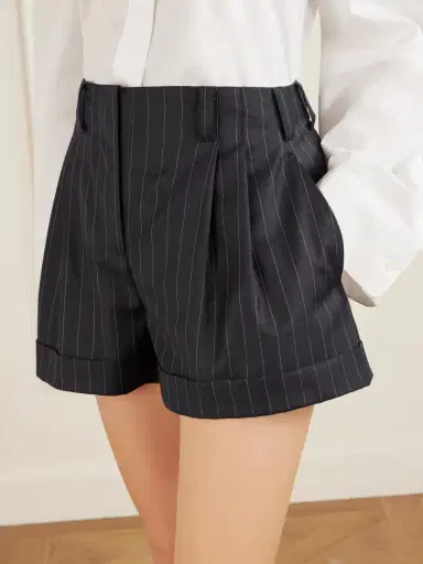 Givenchy Striped Double-pleated Wool Shorts | Thumbnail 4