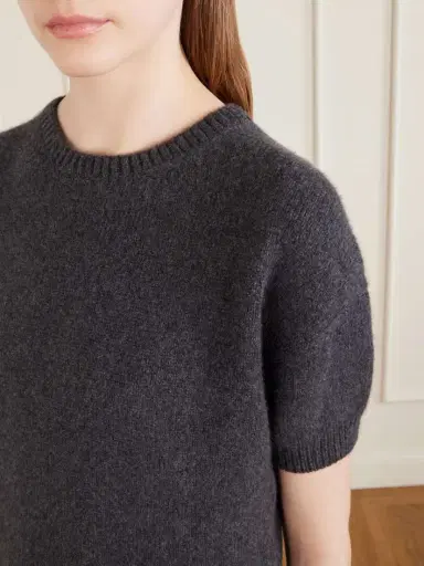 Khaite Golden Cropped Cashmere Sweater | Thumbnail 4