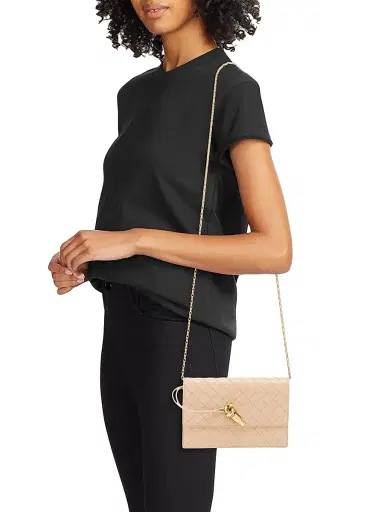 Bottega Veneta Women's Andiamo Intrecciato Leather Chain Pouch | Thumbnail 2 Bottega Veneta Women's Andiamo Intrecciato Leather Chain Pouch | Thumbnail 2