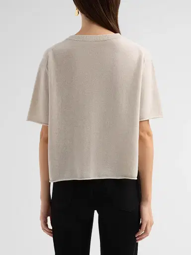 Lisa Yang Women's Cila Cashmere Crewneck T-Shirt - Oyster | Thumbnail 3 Lisa Yang Women's Cila Cashmere Crewneck T-Shirt - Oyster | Thumbnail 3