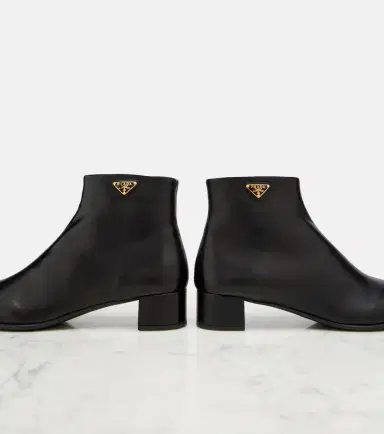 Prada Leather ankle boots | Thumbnail 2