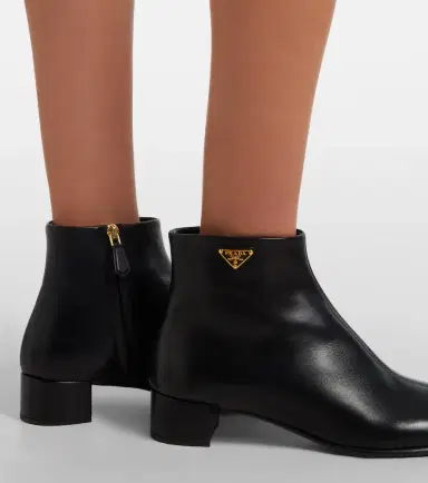 Prada Leather ankle boots | Thumbnail 5