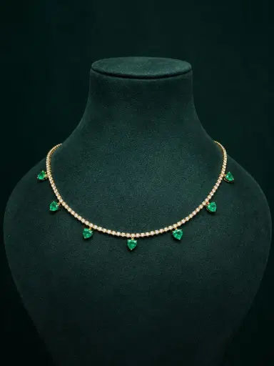 Wish Fine Jewelry 5.85ct Diamond Emerald 18K Gold Stationed Heart Choker Necklace | Thumbnail 2