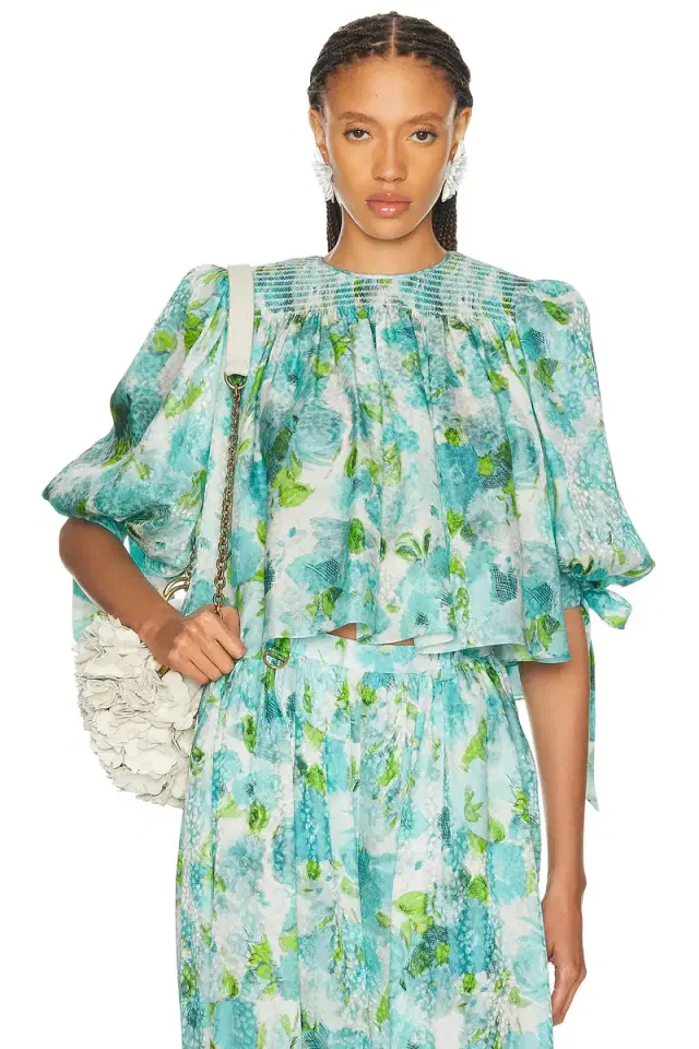 Puffed Blouse