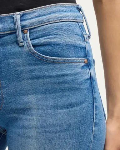 Mother The Insider Crop Step Fray Jeans | Thumbnail 9 Mother The Insider Crop Step Fray Jeans | Thumbnail 9