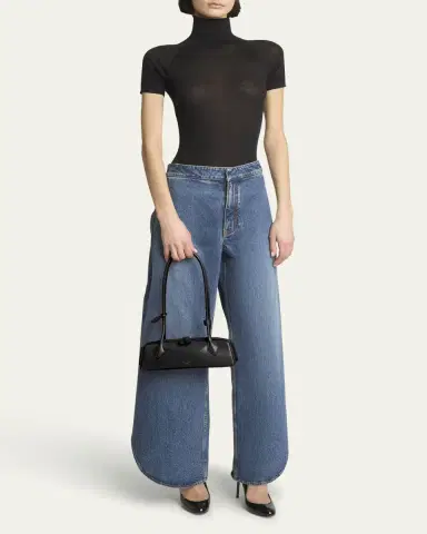 Alaïa Le Teckel Small Shoulder Bag in Leather | Thumbnail 5 Alaïa Le Teckel Small Shoulder Bag in Leather | Thumbnail 5