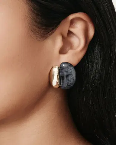 Shashi Una Earrings | Thumbnail 2