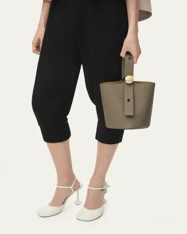 Loewe Pebble Mini Bucket Bag in Grain Leather | Thumbnail 5 Loewe Pebble Mini Bucket Bag in Grain Leather | Thumbnail 5