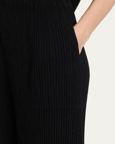 Issey Miyake Hatching Plisse Straight-Leg Crop Pants | Thumbnail 5