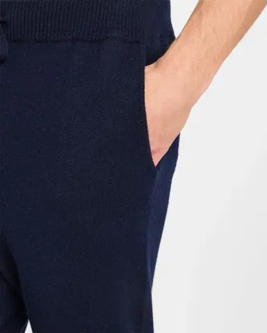 Neiman Marcus Men's Cashmere Joggers | Thumbnail 4