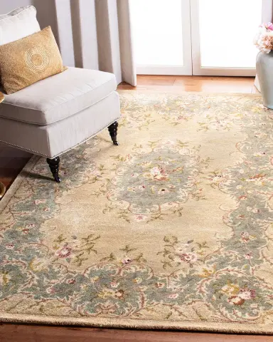 Safavieh Aubusson Hand Tufted Rug | Thumbnail 6 Safavieh Aubusson Hand Tufted Rug | Thumbnail 6