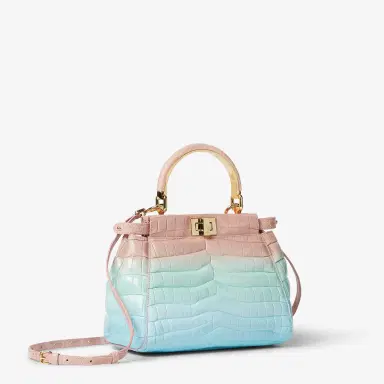 Fendi Iconic small Peekaboo bag, the epitome | Thumbnail 3 Fendi Iconic small Peekaboo bag, the epitome | Thumbnail 3