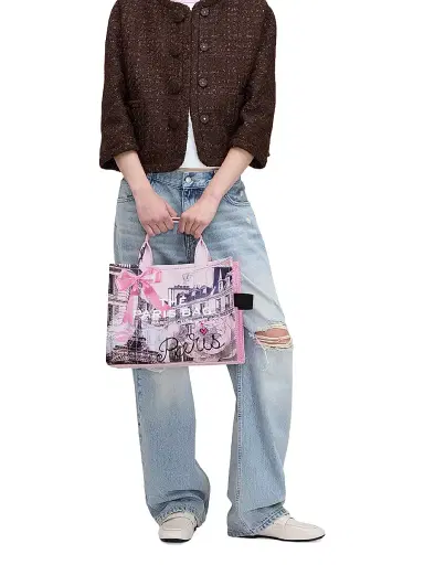 Marc Jacobs Women's The City Collection Cotton-Blend Tote Bag - Paris | Thumbnail 3 Marc Jacobs Women's The City Collection Cotton-Blend Tote Bag - Paris | Thumbnail 3