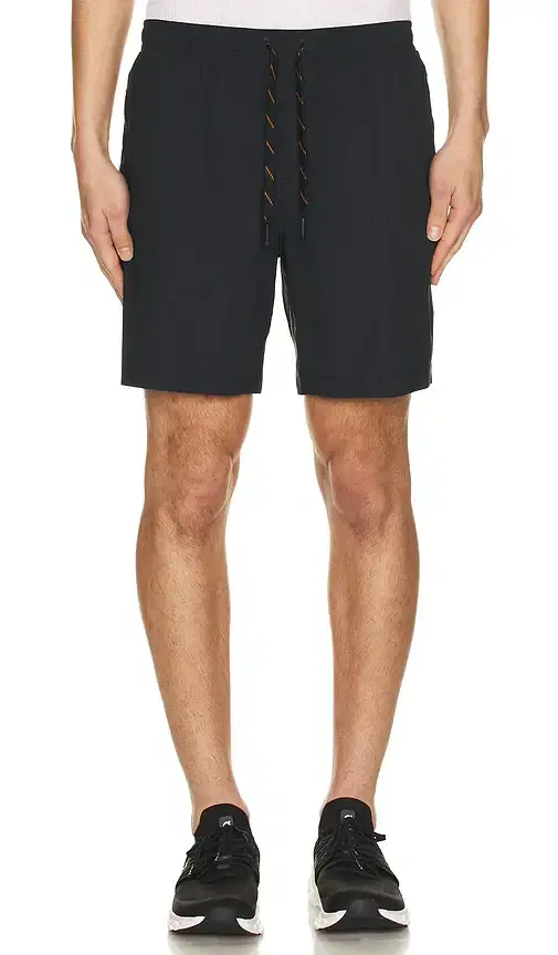 7 Pursuit Short