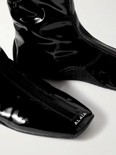 Alaïa Glossed Ankle Boots | Thumbnail 4