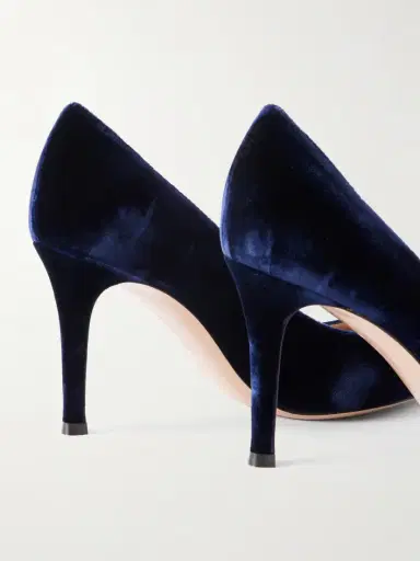 Gianvito Rossi 85 Velvet Pumps | Thumbnail 4 Gianvito Rossi 85 Velvet Pumps | Thumbnail 4
