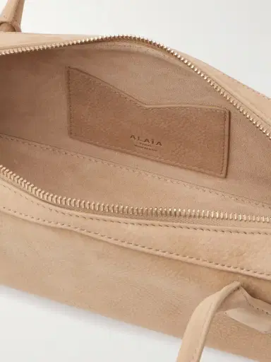 Alaïa Le Teckel Medium Nubuck Shoulder Bag | Thumbnail 5