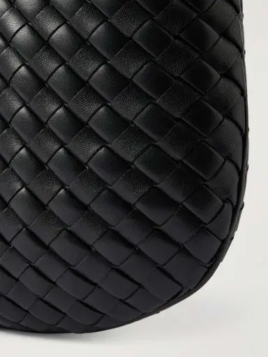 Bottega Veneta Veneta Medium Intrecciato Leather Shoulder Bag | Thumbnail 4 Bottega Veneta Veneta Medium Intrecciato Leather Shoulder Bag | Thumbnail 4