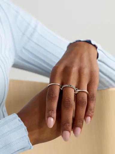 Spinelli Kilcollin Petunia Sterling Silver Diamond Ring | Thumbnail 5 Spinelli Kilcollin Petunia Sterling Silver Diamond Ring | Thumbnail 5