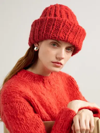 Suzie Kondi Lumi Ribbed Cashmere Beanie | Thumbnail 2