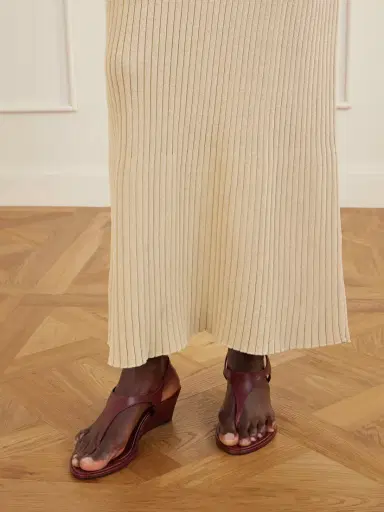 aeyde Roose Leather Thong Sandals | Thumbnail 2