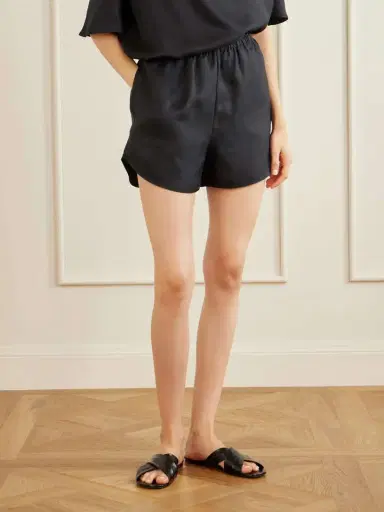 Loulou de Saison Cabo Silk Shorts | Thumbnail 3 Loulou de Saison Cabo Silk Shorts | Thumbnail 3
