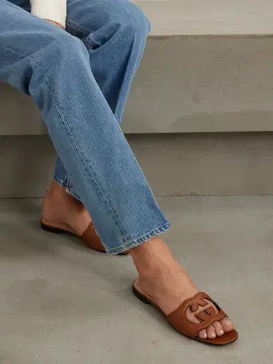 Gucci Cutout Leather Slides | Thumbnail 2 Gucci Cutout Leather Slides | Thumbnail 2