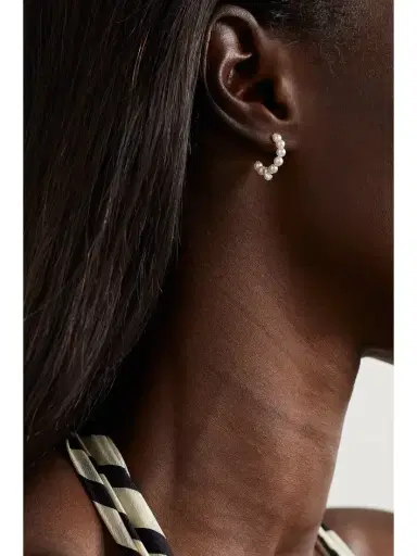 Mizuki 14-karat Gold, Pearl And Diamond Hoop Earrings | Thumbnail 2 Mizuki 14-karat Gold, Pearl And Diamond Hoop Earrings | Thumbnail 2