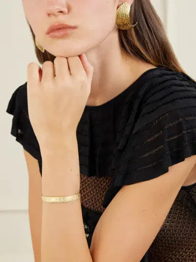 YSSO Broken Shell Gold-plated Earrings | Thumbnail 3