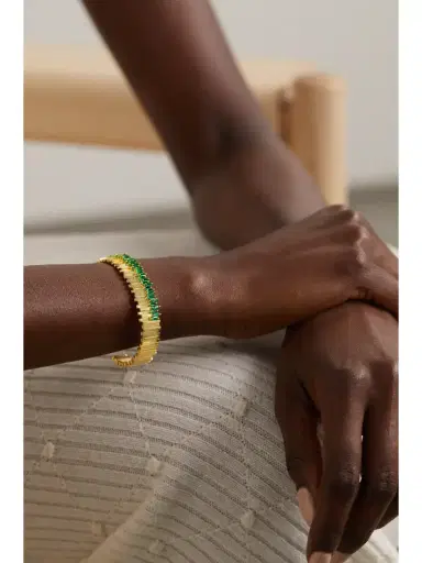 Suzanne Kalan 18-karat Gold Emerald Bangle | Thumbnail 2 Suzanne Kalan 18-karat Gold Emerald Bangle | Thumbnail 2