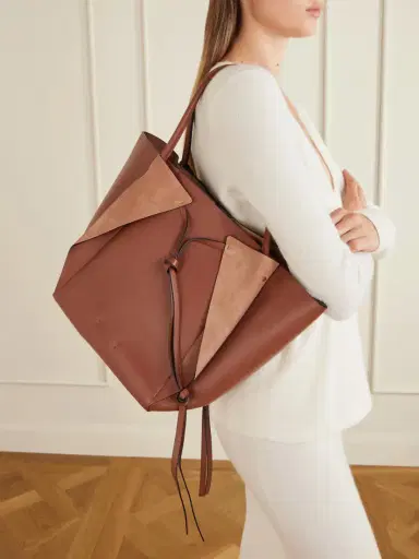 Gabriela Hearst Marija Leather Tote | Thumbnail 2 Gabriela Hearst Marija Leather Tote | Thumbnail 2